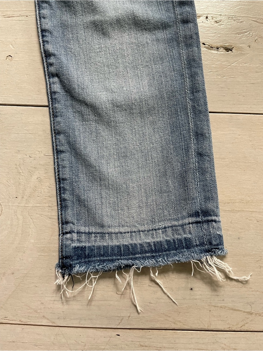 Hudson Women’s Jeans Jamie Slim Chino Light Wash Frayed Hem Size 26 Made in USA - Picture 5 of 10